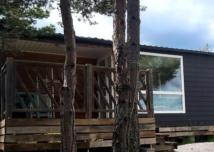 Campsite Les Sirenes - Mobilhome 8 *